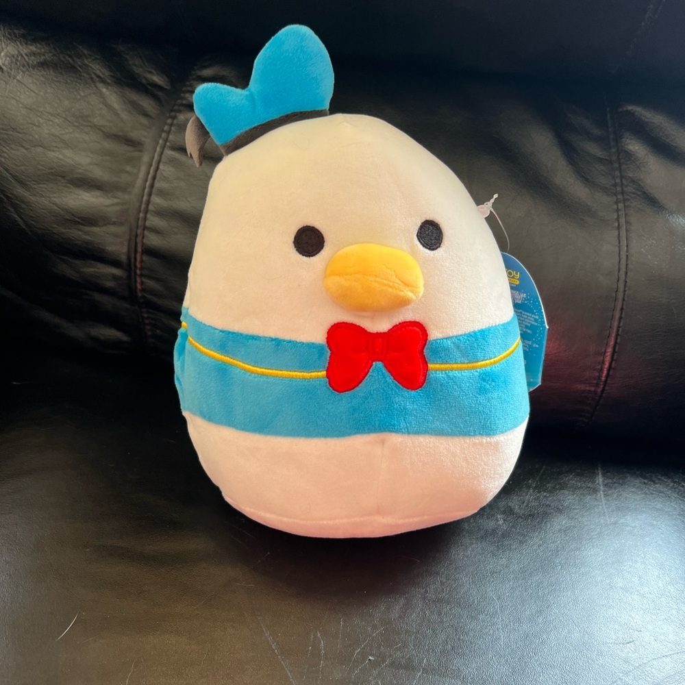 Brand new SQISHMALLOW DONALD DUCK